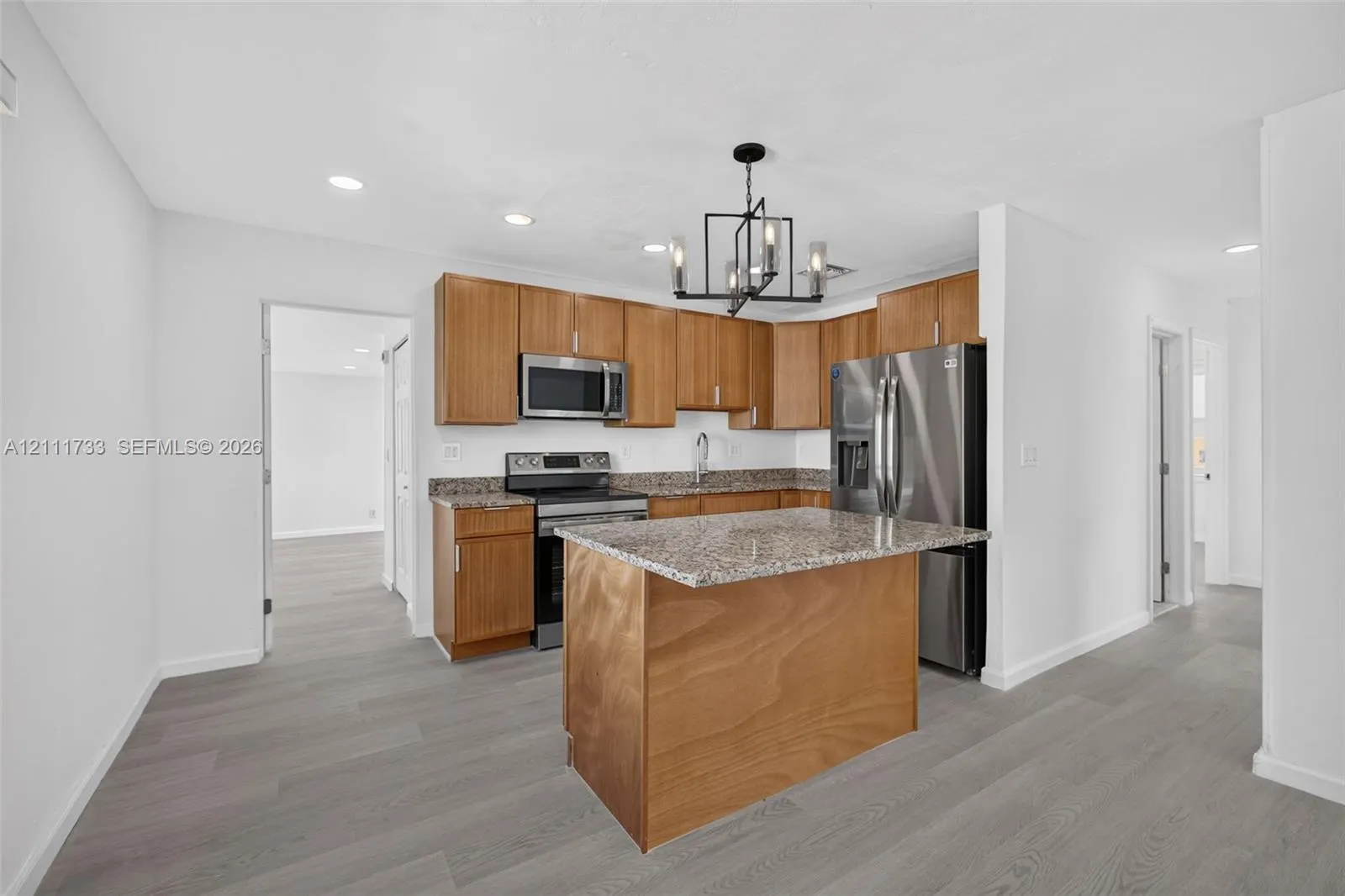 840 W 4th Street
