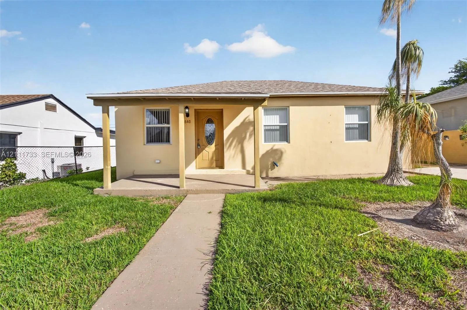 840 W 4th Street