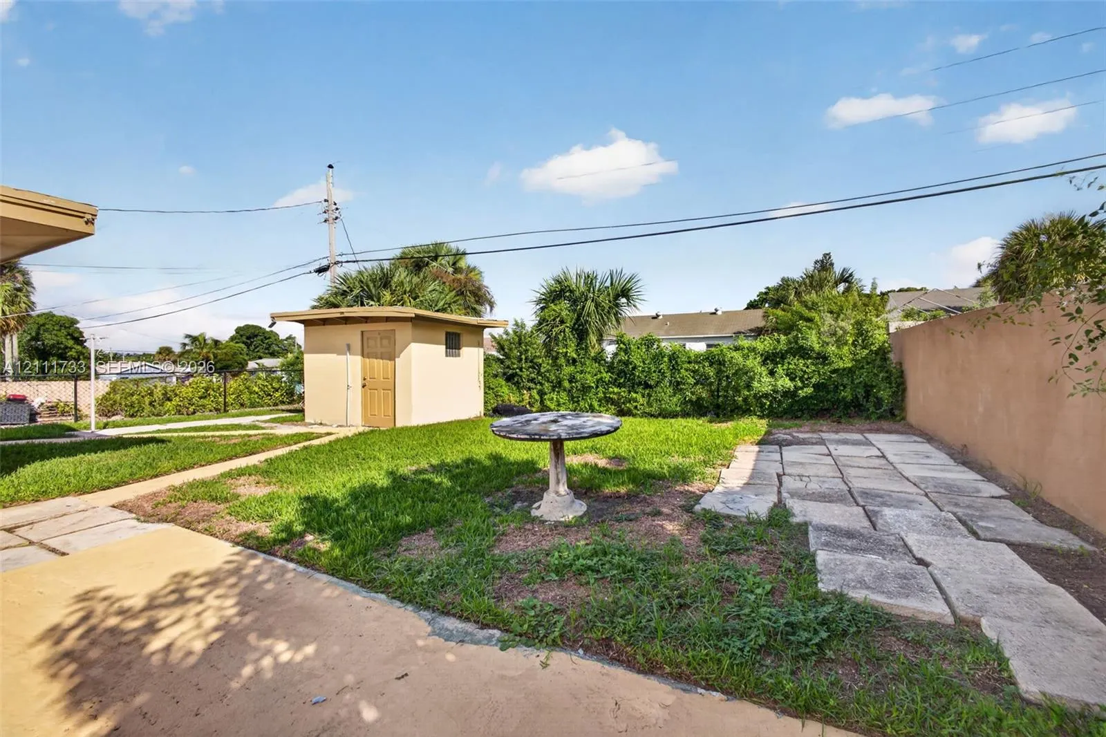 840 W 4th Street