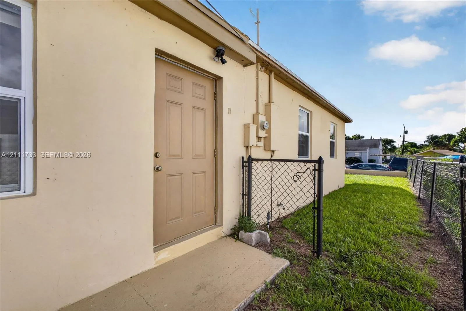 840 W 4th Street