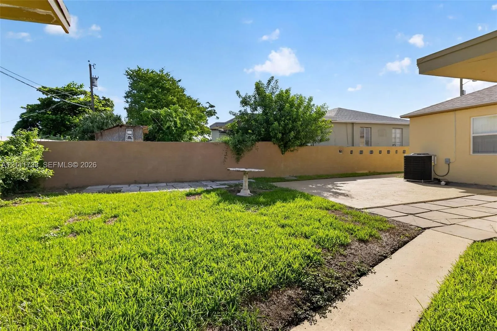 840 W 4th Street