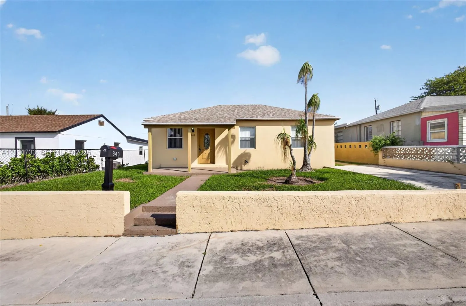 840 W 4th Street