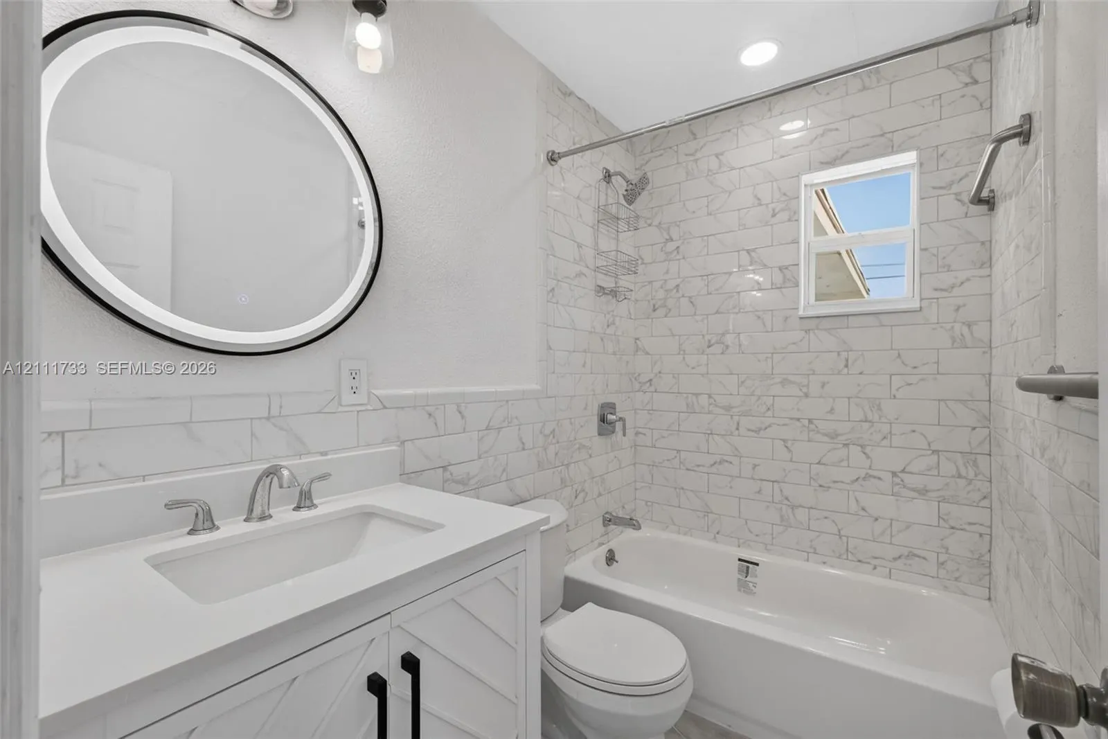 840 W 4th Street