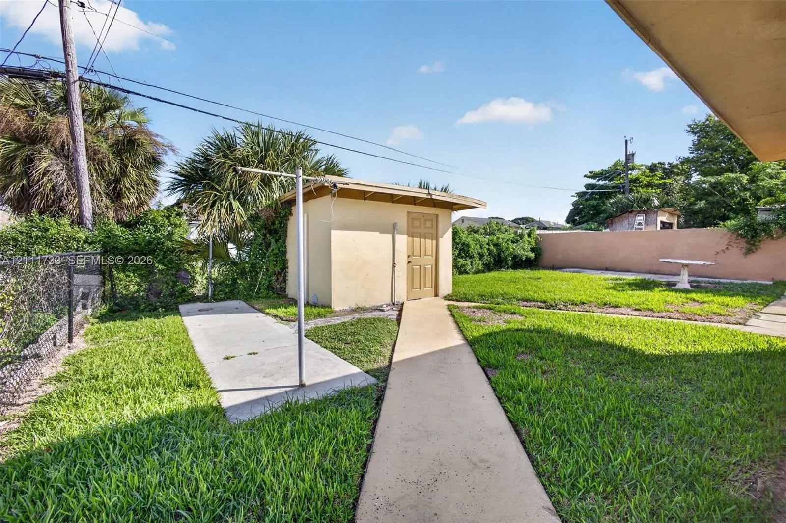 840 W 4th Street