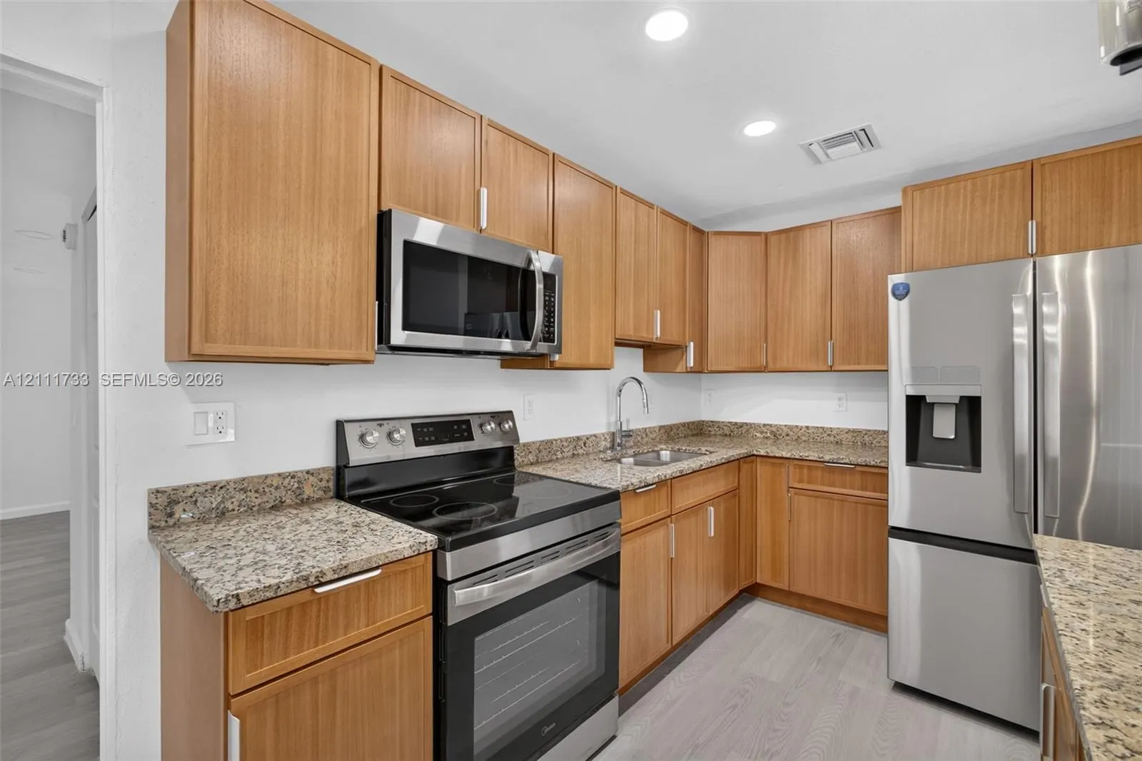 840 W 4th Street