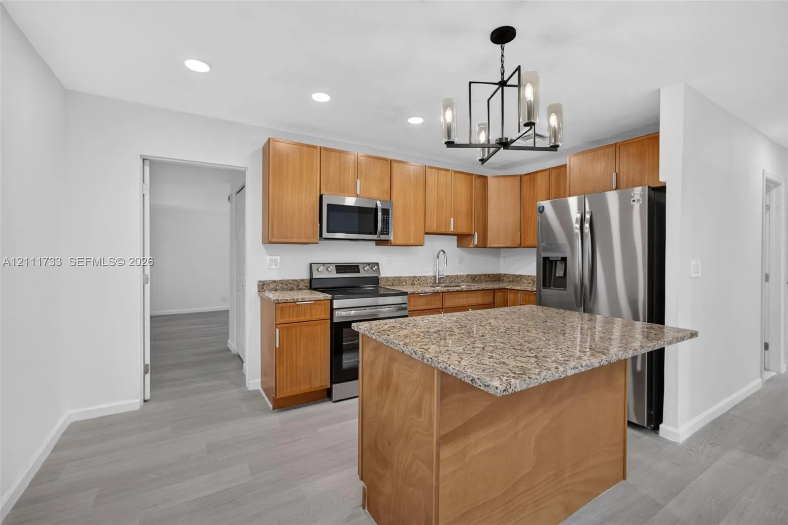 840 W 4th Street