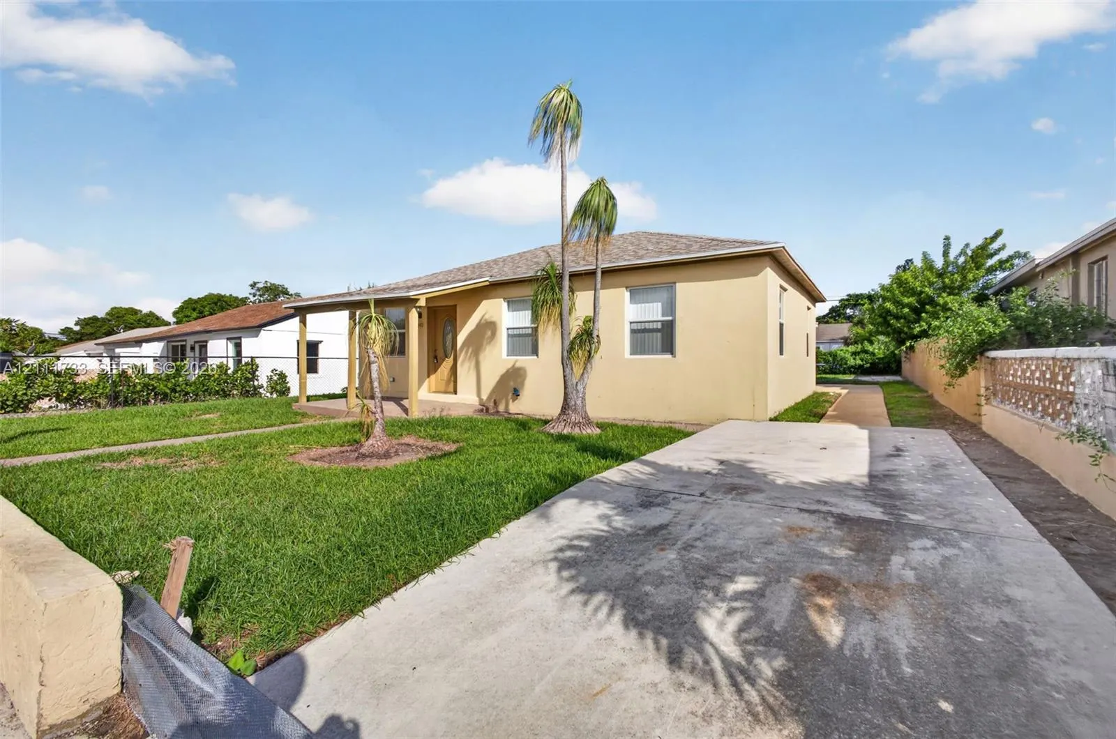 840 W 4th Street
