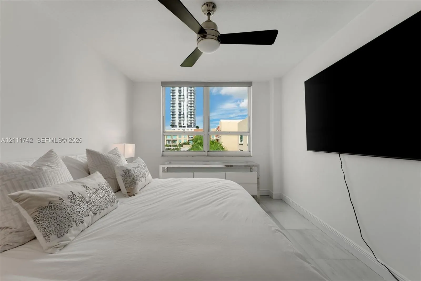 2000 N Bayshore Drive #619