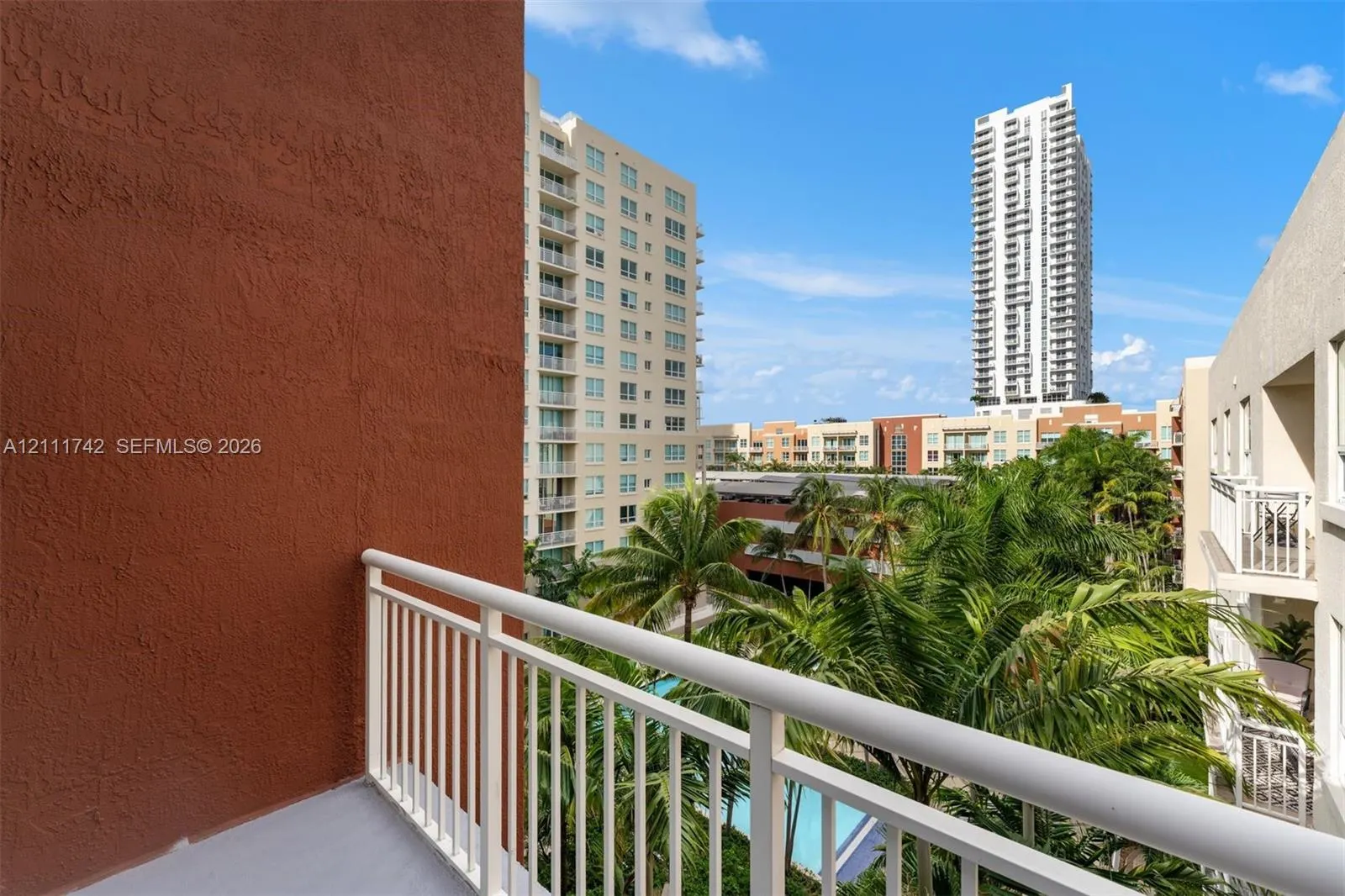 2000 N Bayshore Drive #619
