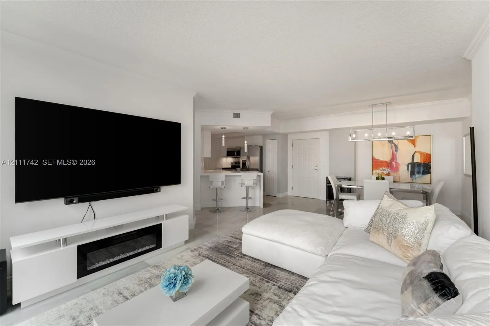 2000 N Bayshore Drive #619