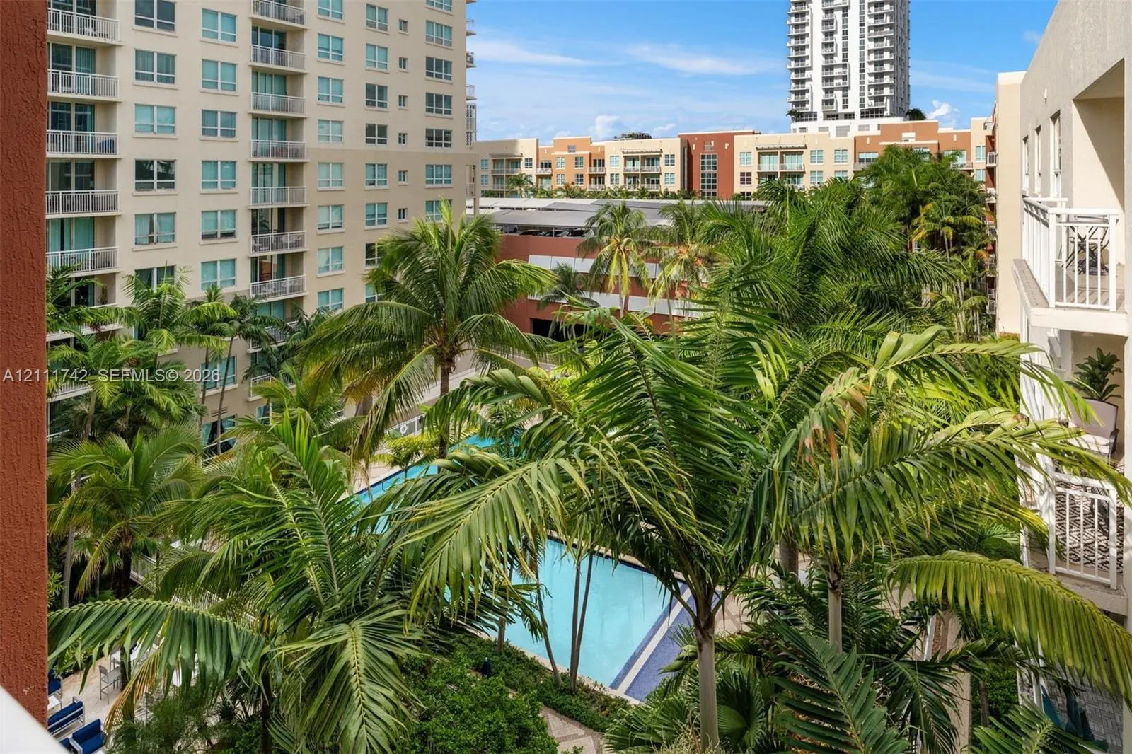 2000 N Bayshore Drive #619
