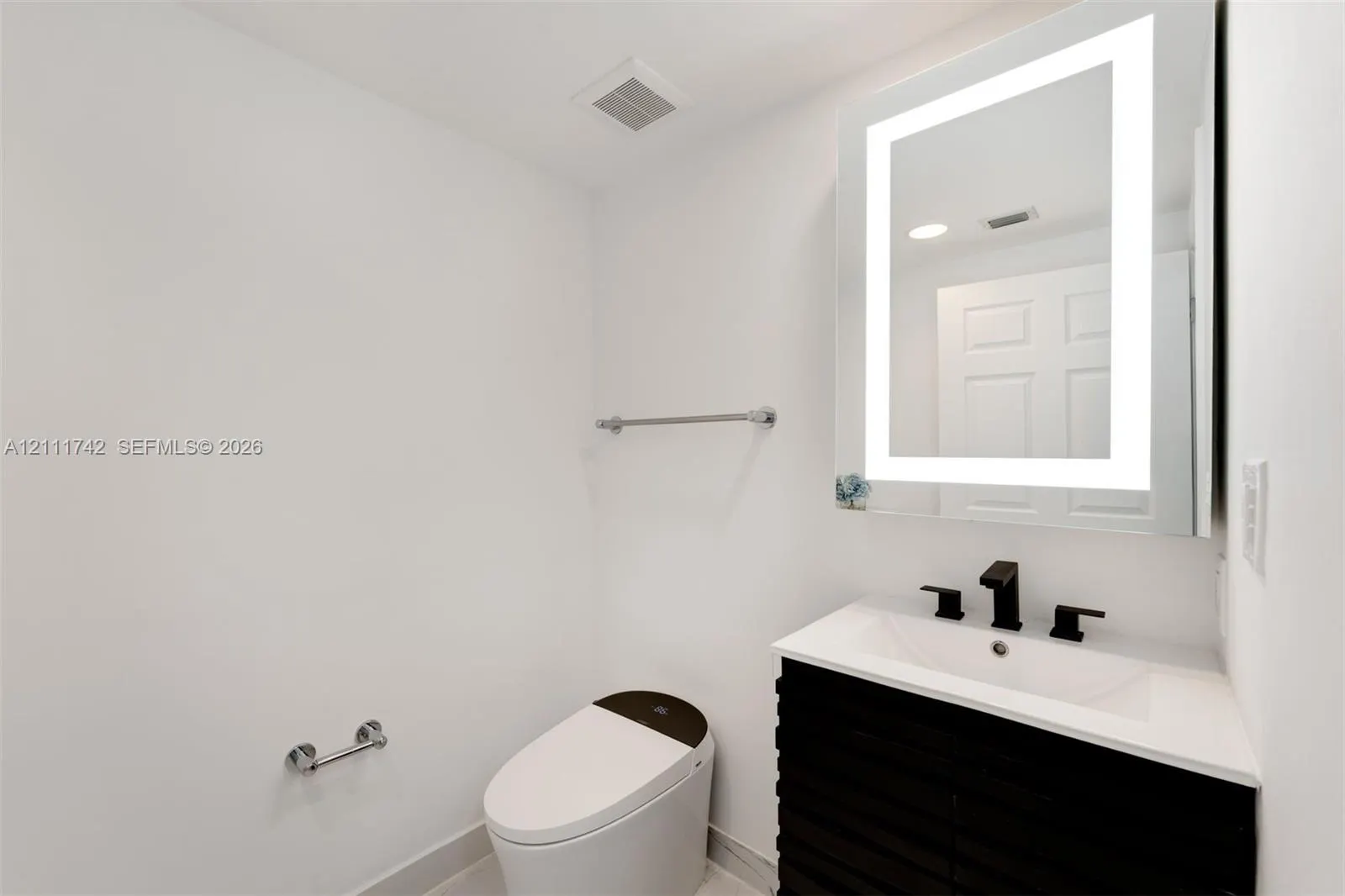 2000 N Bayshore Drive #619