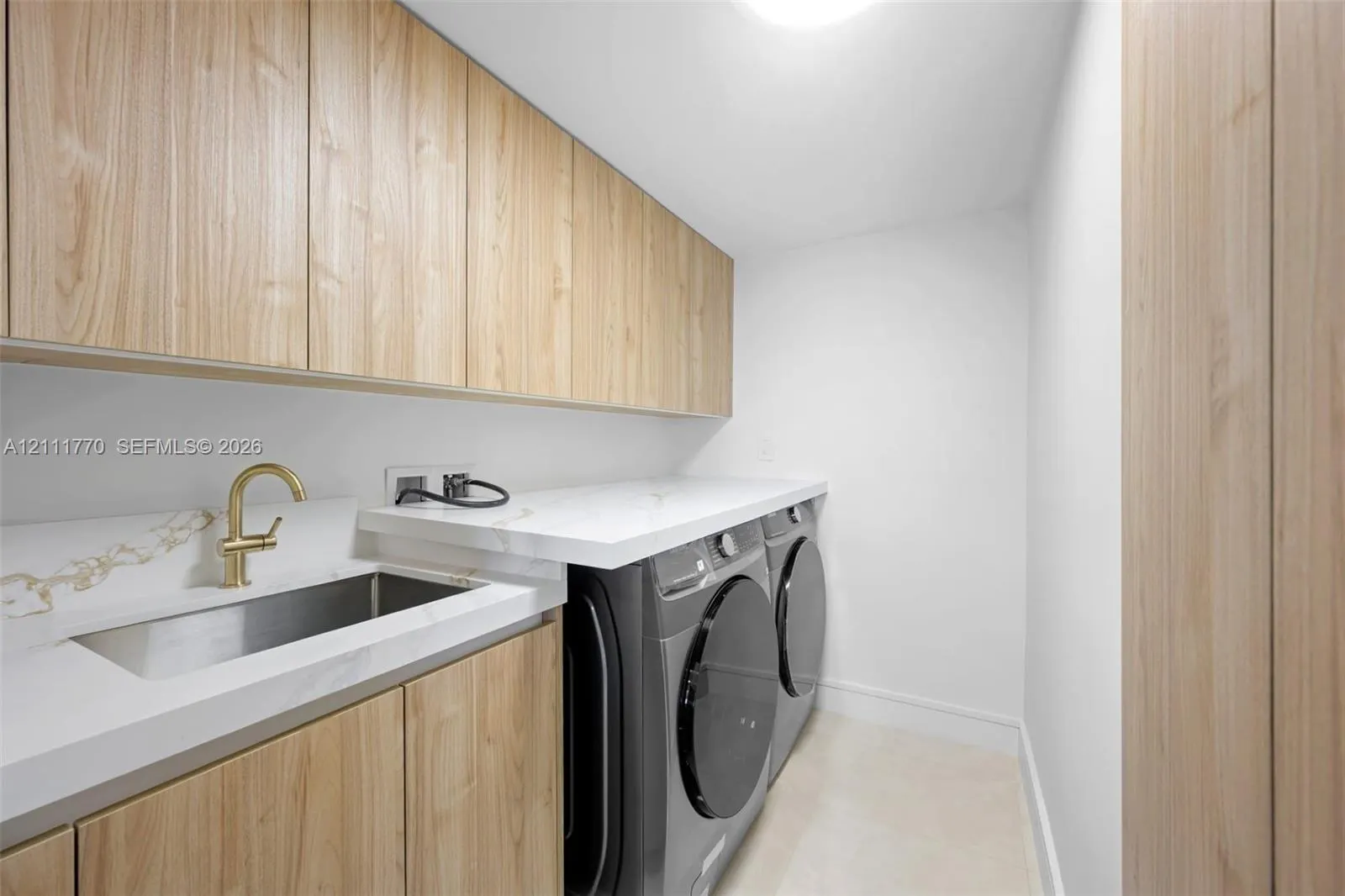 2200 S Ocean Lane #2204