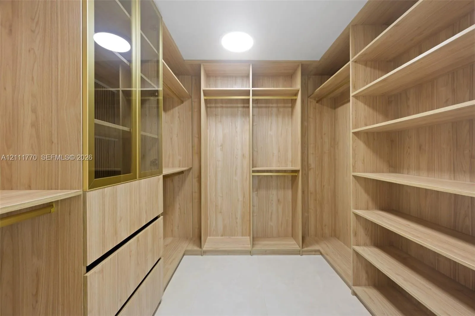 2200 S Ocean Lane #2204