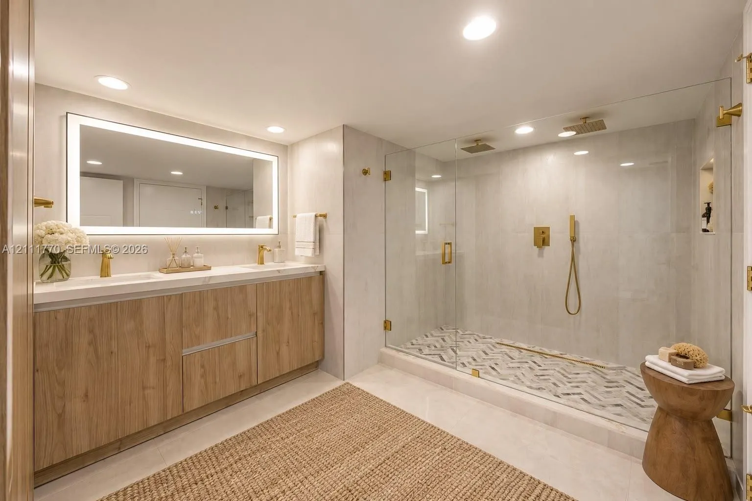 2200 S Ocean Lane #2204
