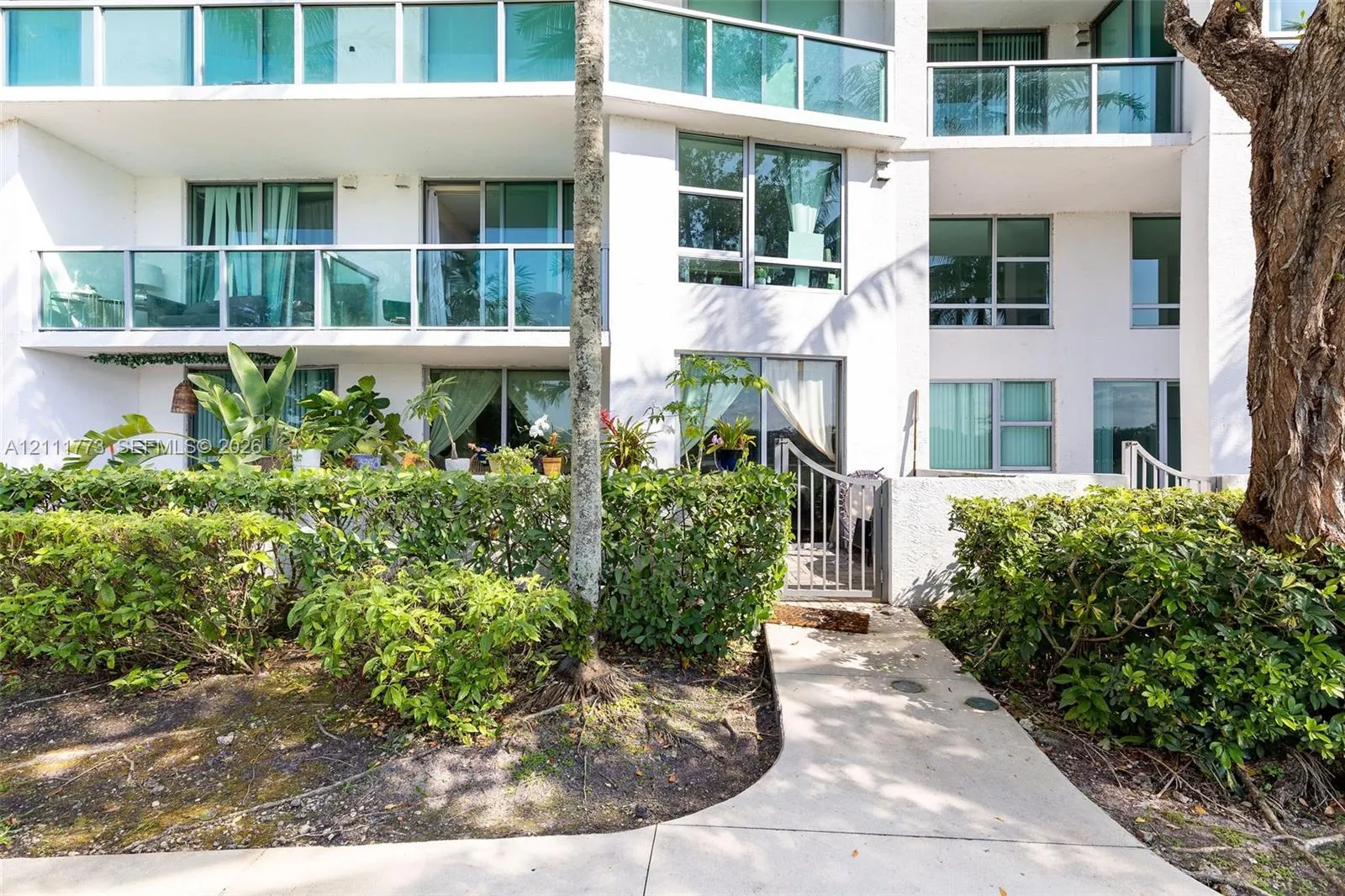 2681 N Flamingo Road #TH4S