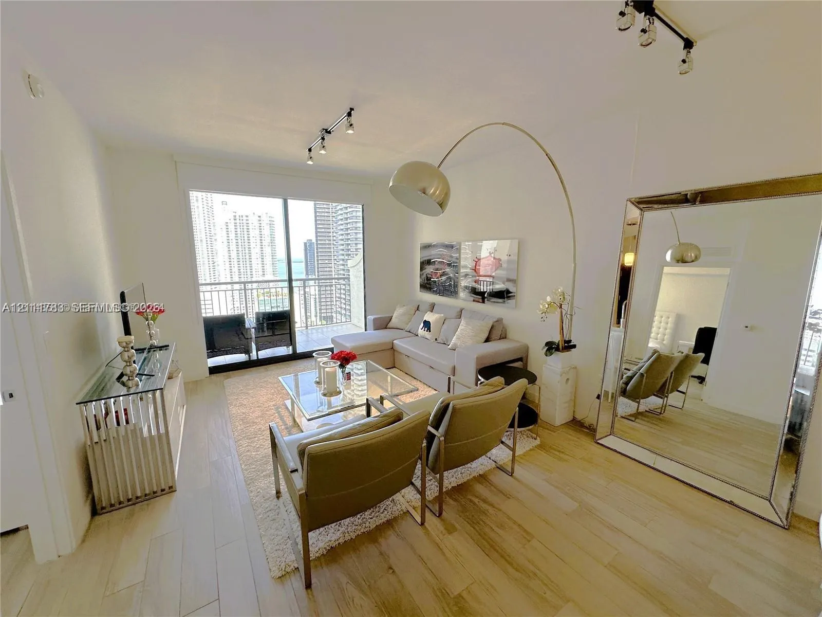 999 SW 1st Avenue #2910
