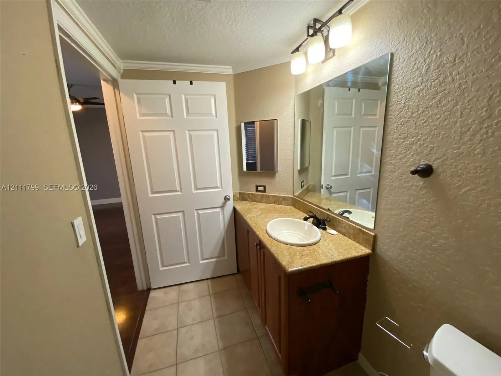 1202 Belmont Lane #1202