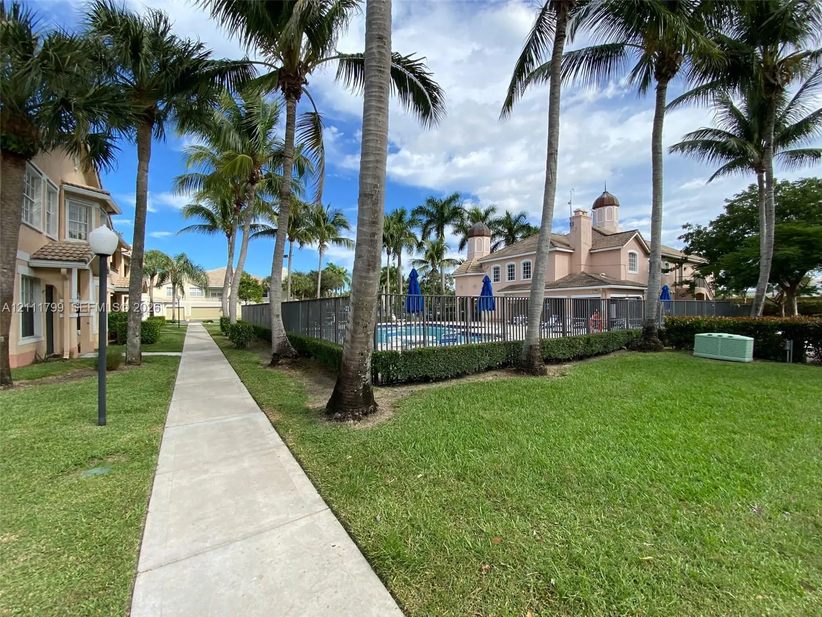 1202 Belmont Lane #1202