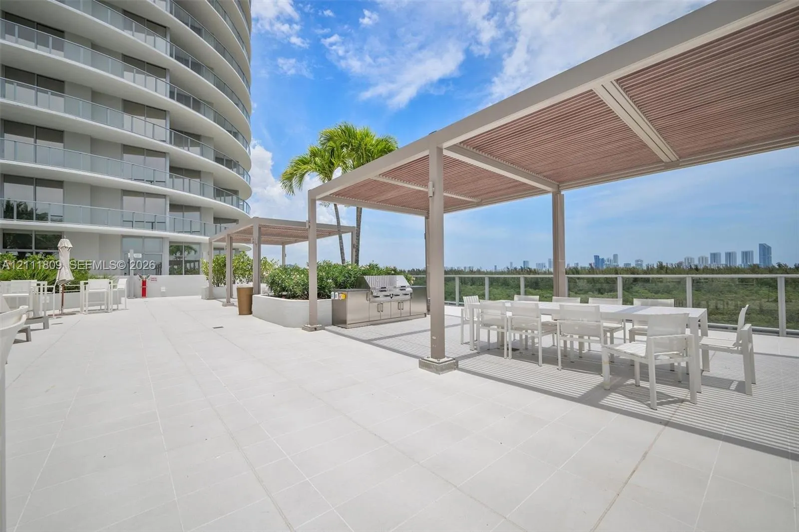 2411 Laguna Circle #2304