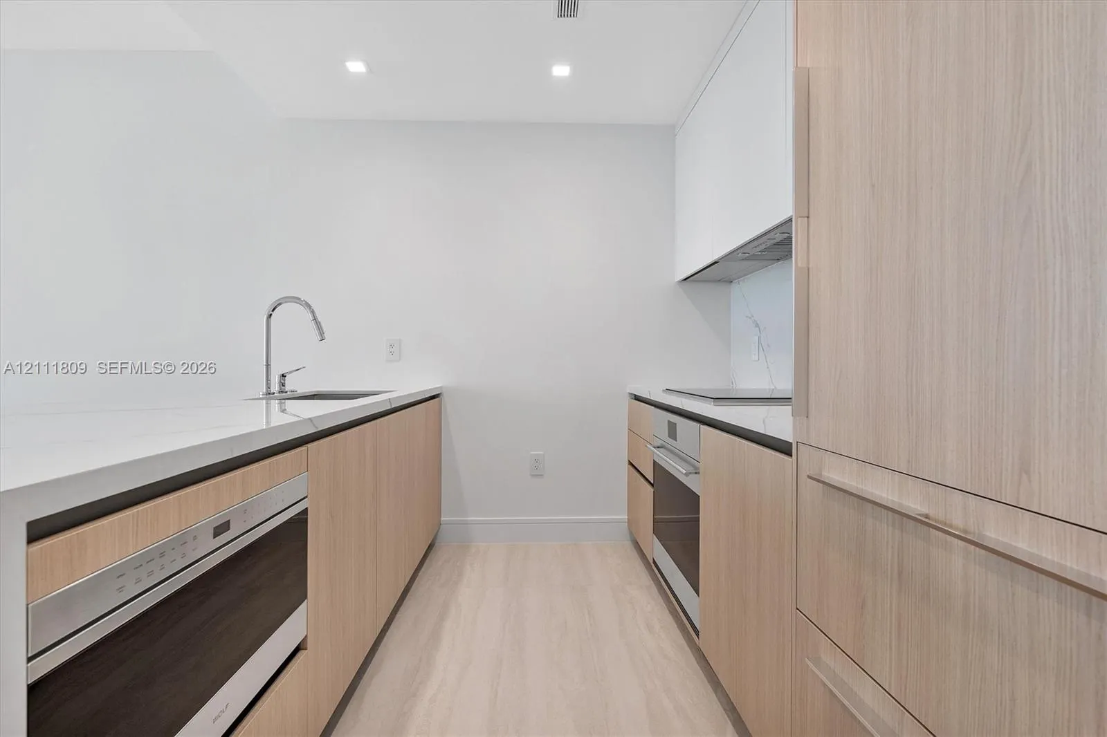 2411 Laguna Circle #2304