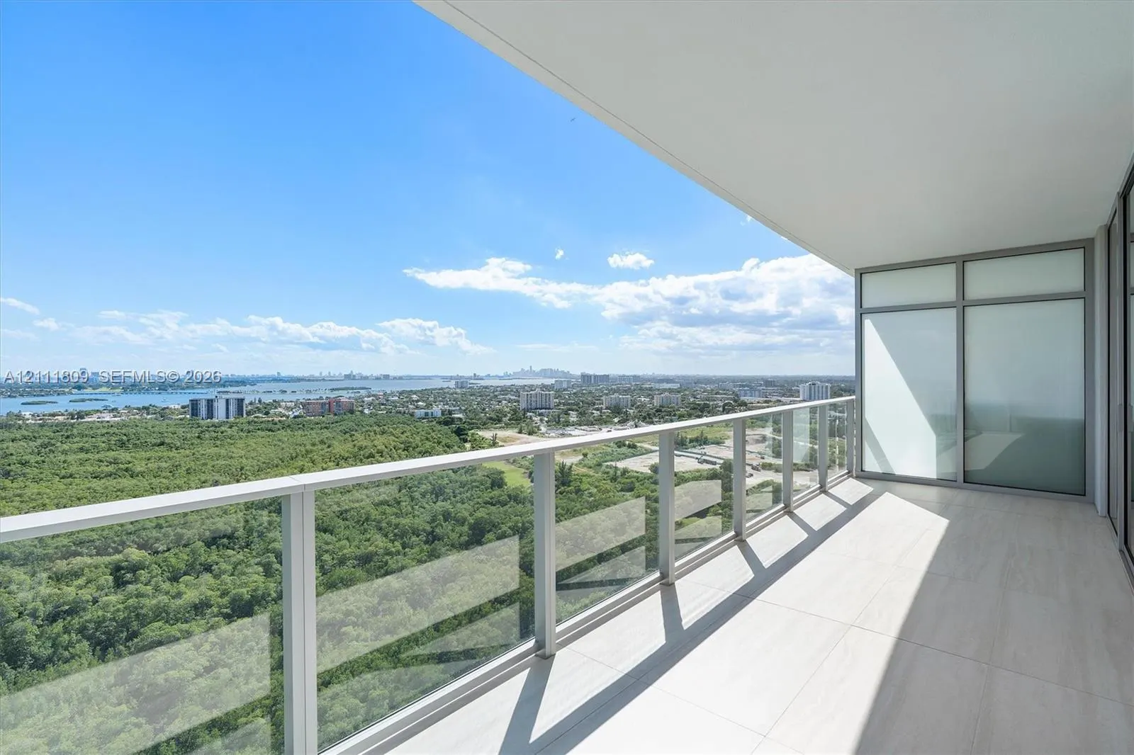 2411 Laguna Circle #2304