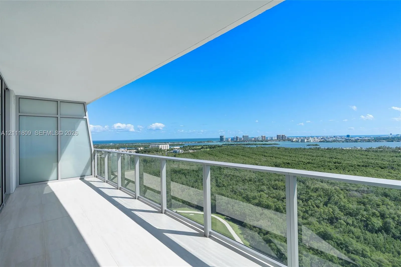 2411 Laguna Circle #2304