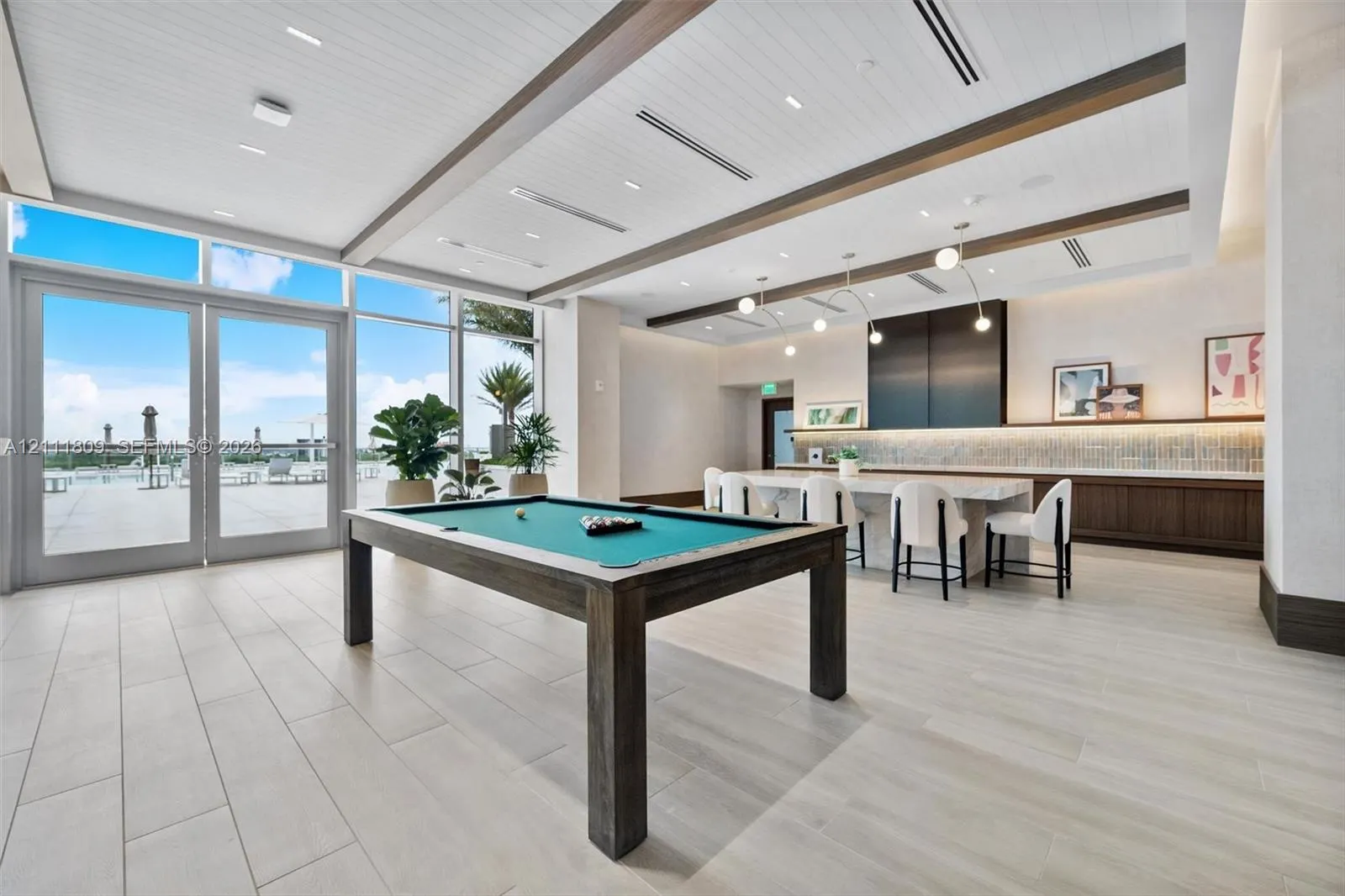 2411 Laguna Circle #2304