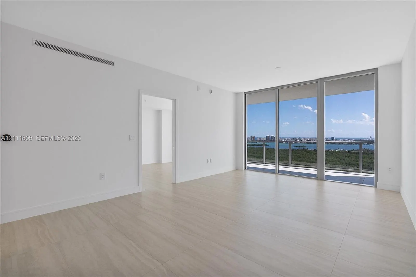 2411 Laguna Circle #2304