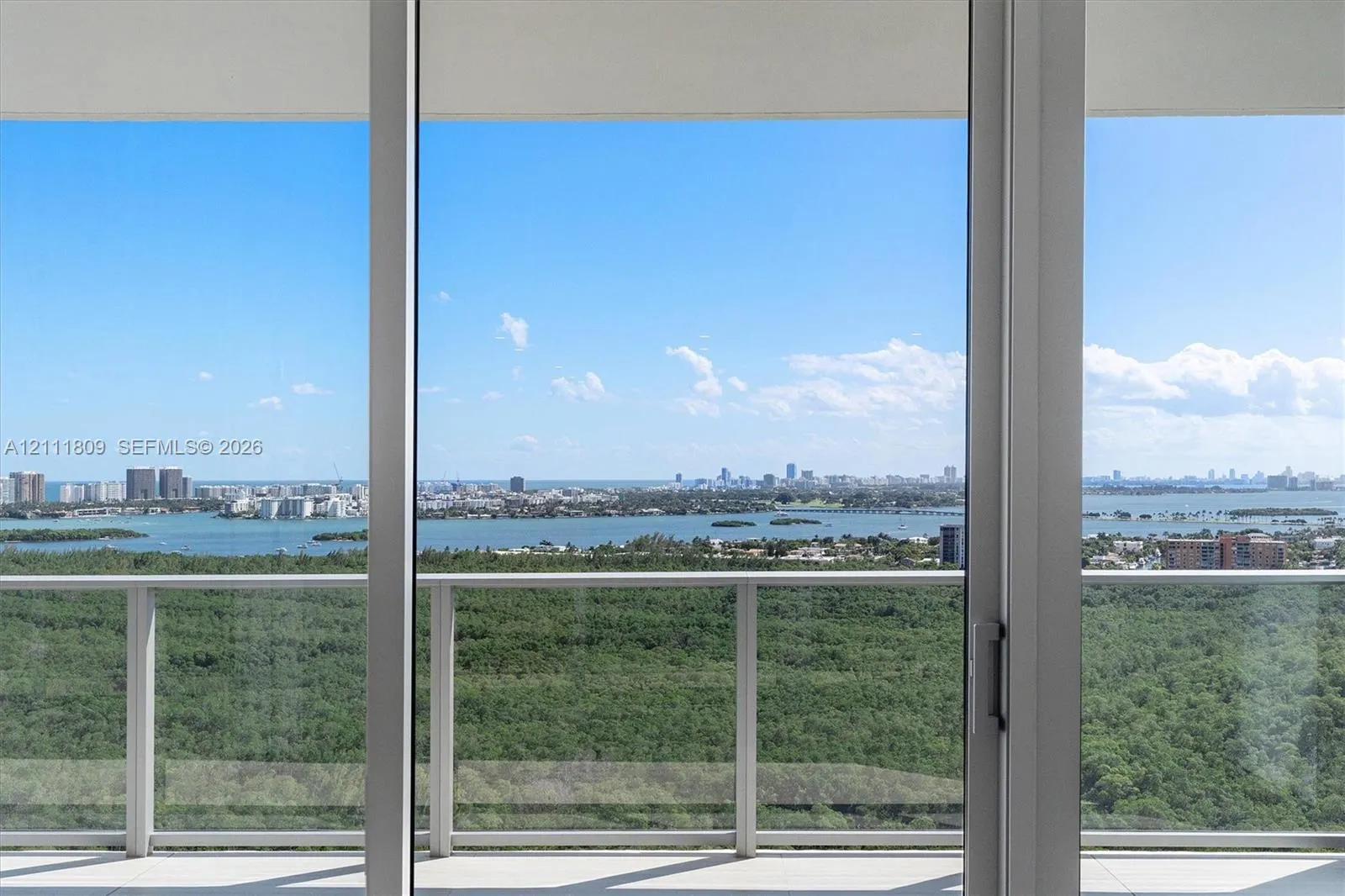 2411 Laguna Circle #2304