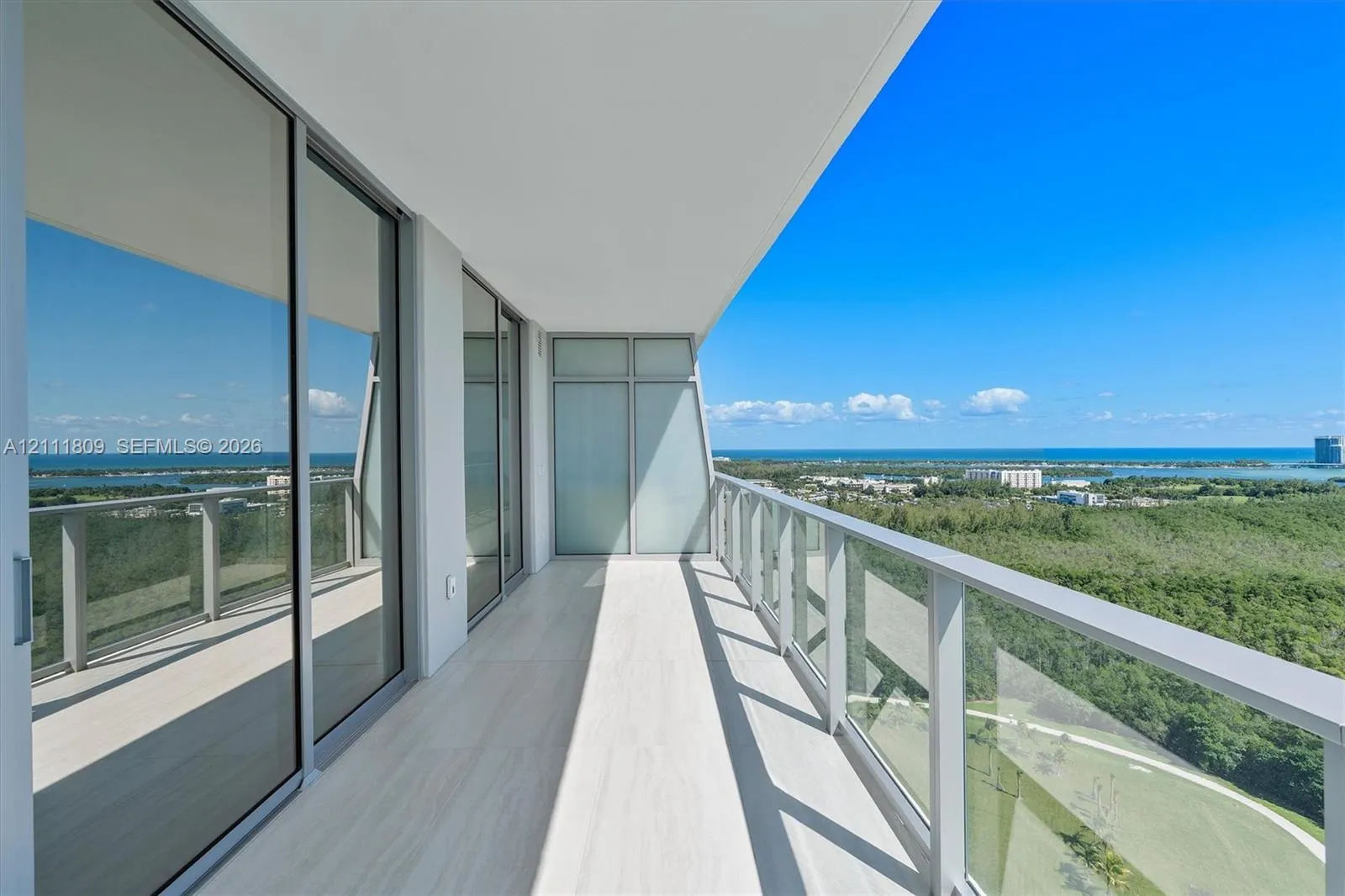 2411 Laguna Circle #2304