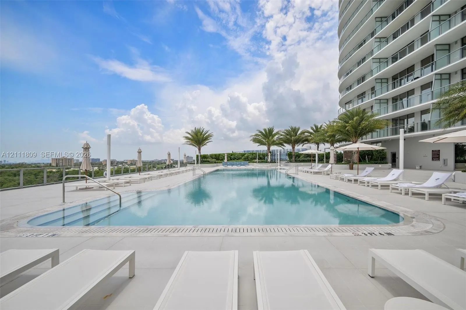 2411 Laguna Circle #2304