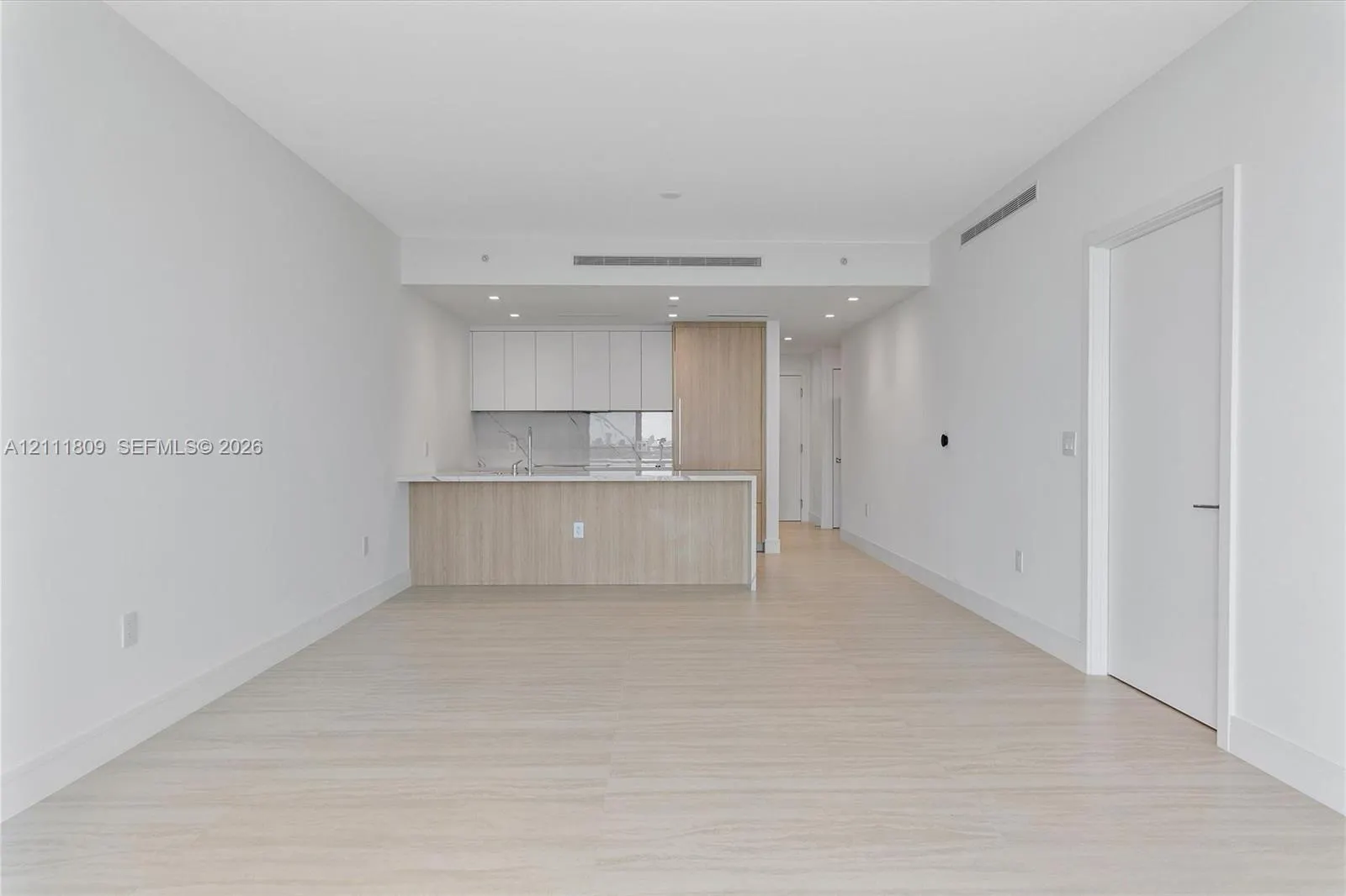 2411 Laguna Circle #2304