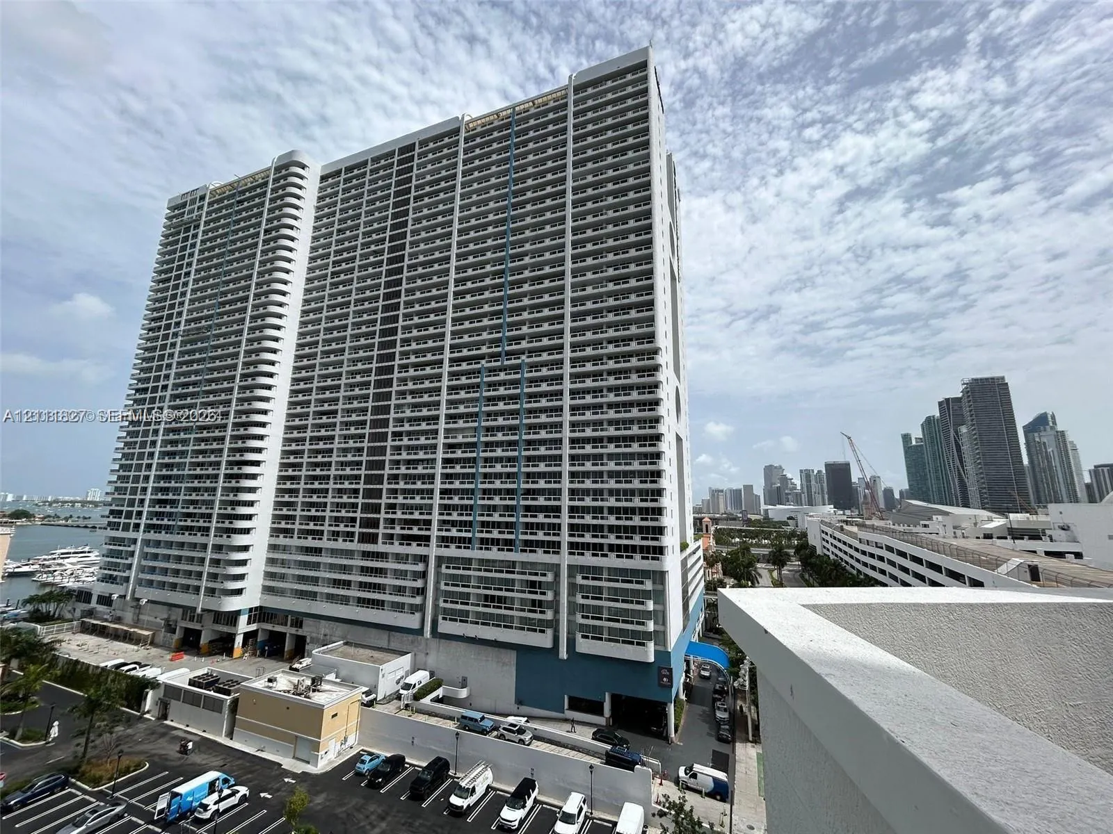1750 N Bayshore Drive #1106
