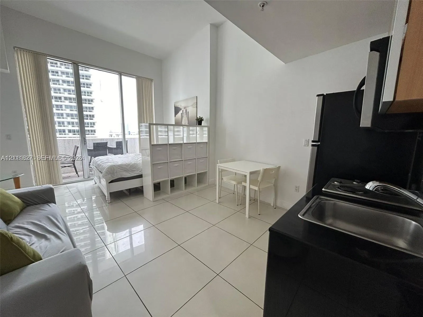 1750 N Bayshore Drive #1106