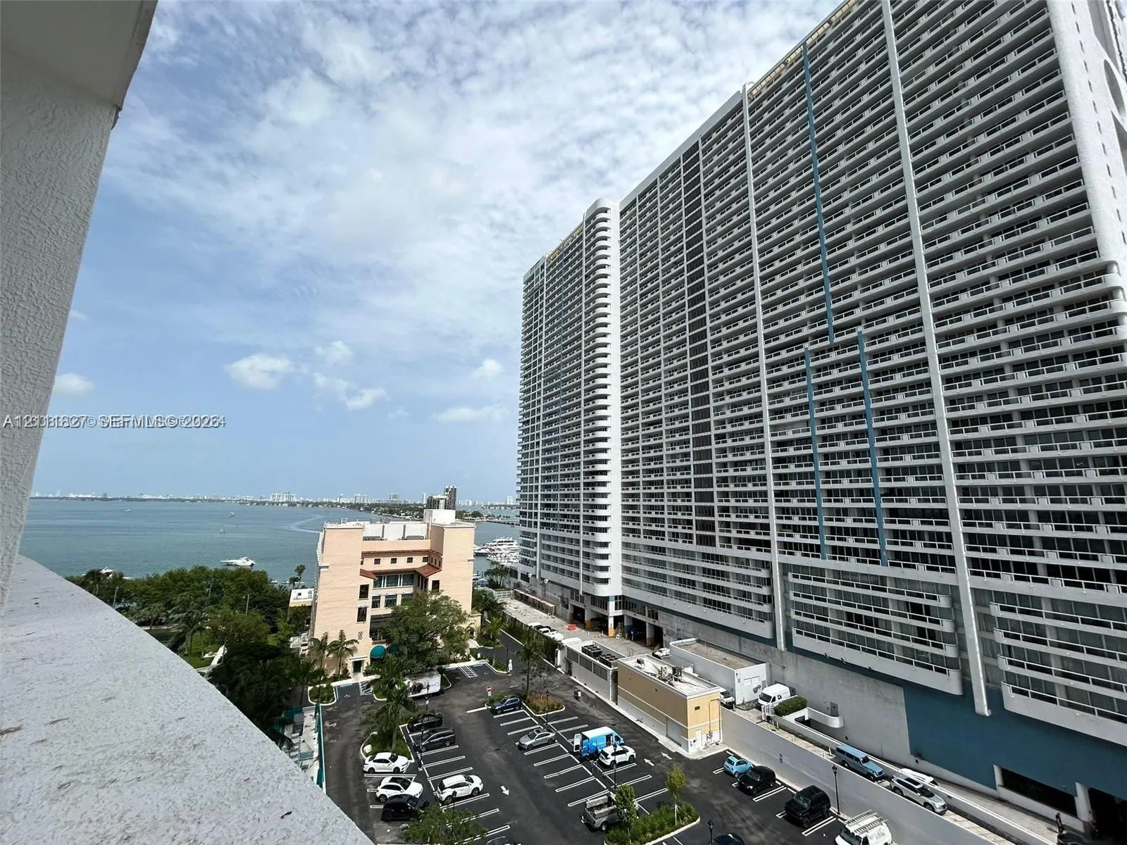 1750 N Bayshore Drive #1106