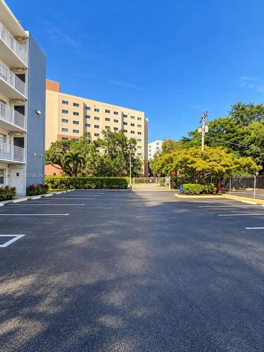 1629 N River Drive #103
