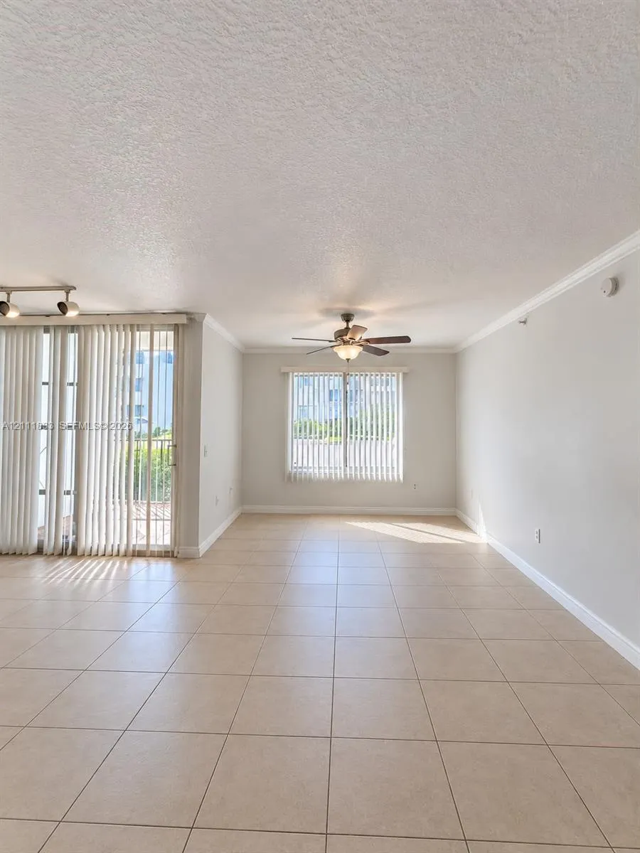 207 Villa Circle #207