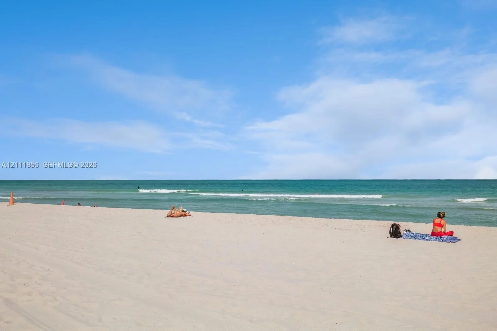 6423 Collins Avenue #1602