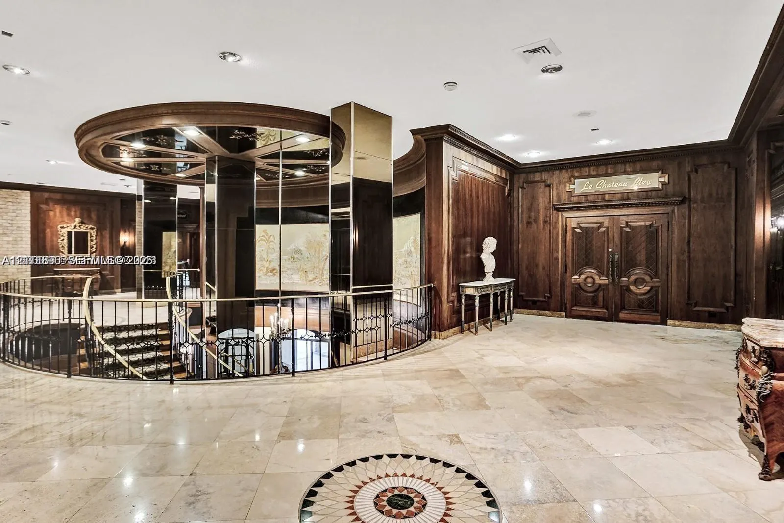 6039 Collins Avenue #1710