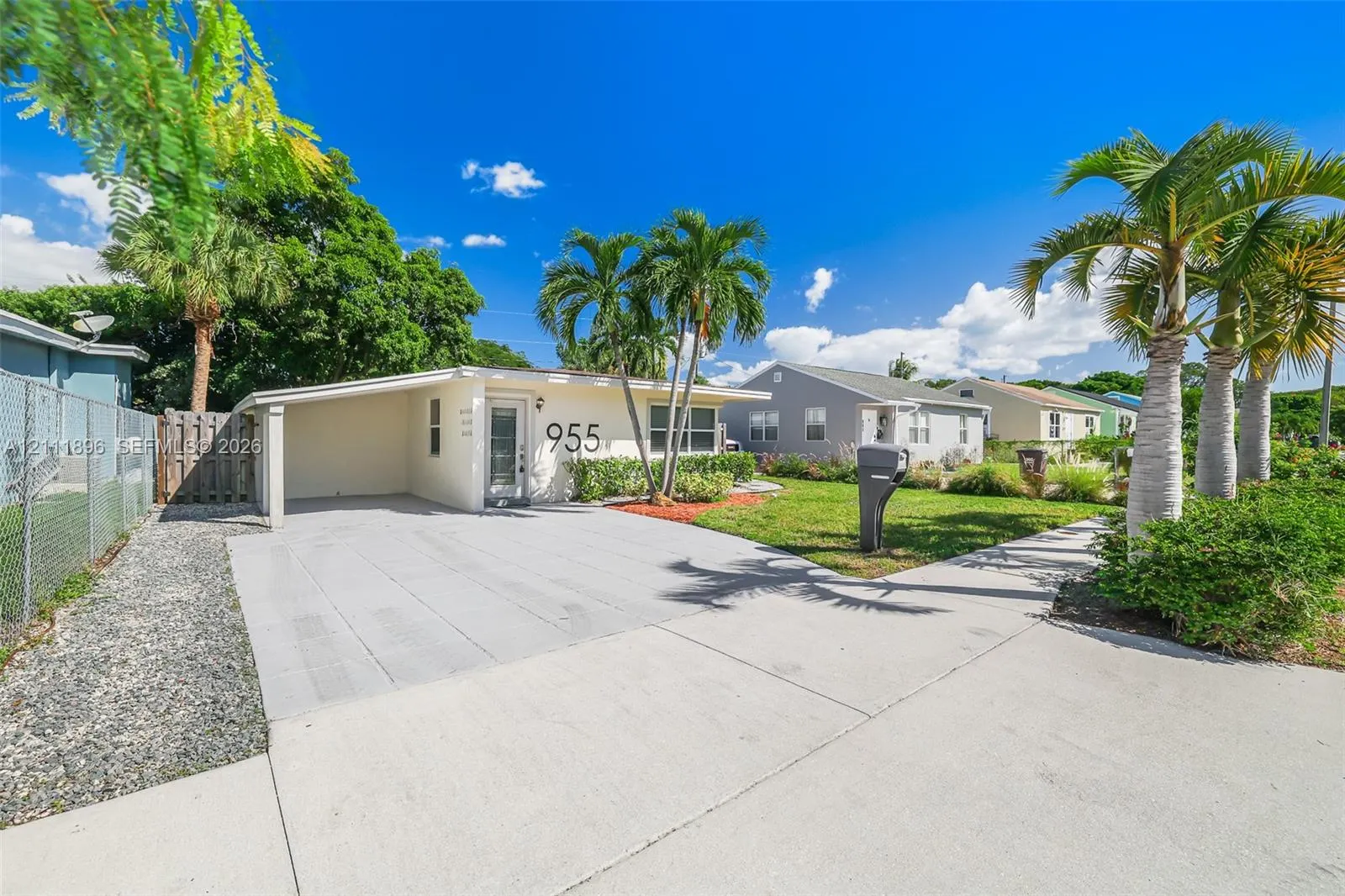 955 33rd Street