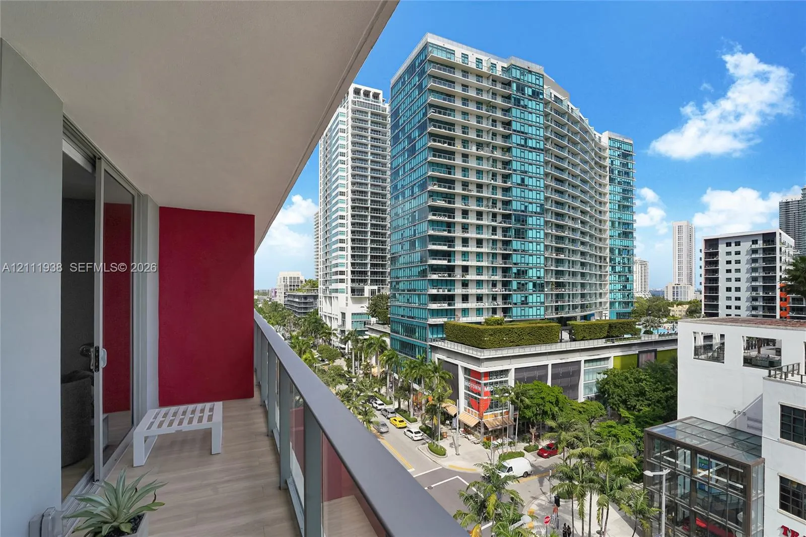90 NE 32nd Street #810