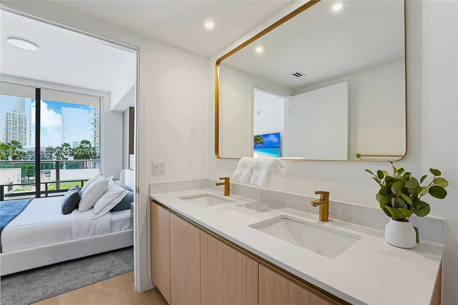 90 NE 32nd Street #810