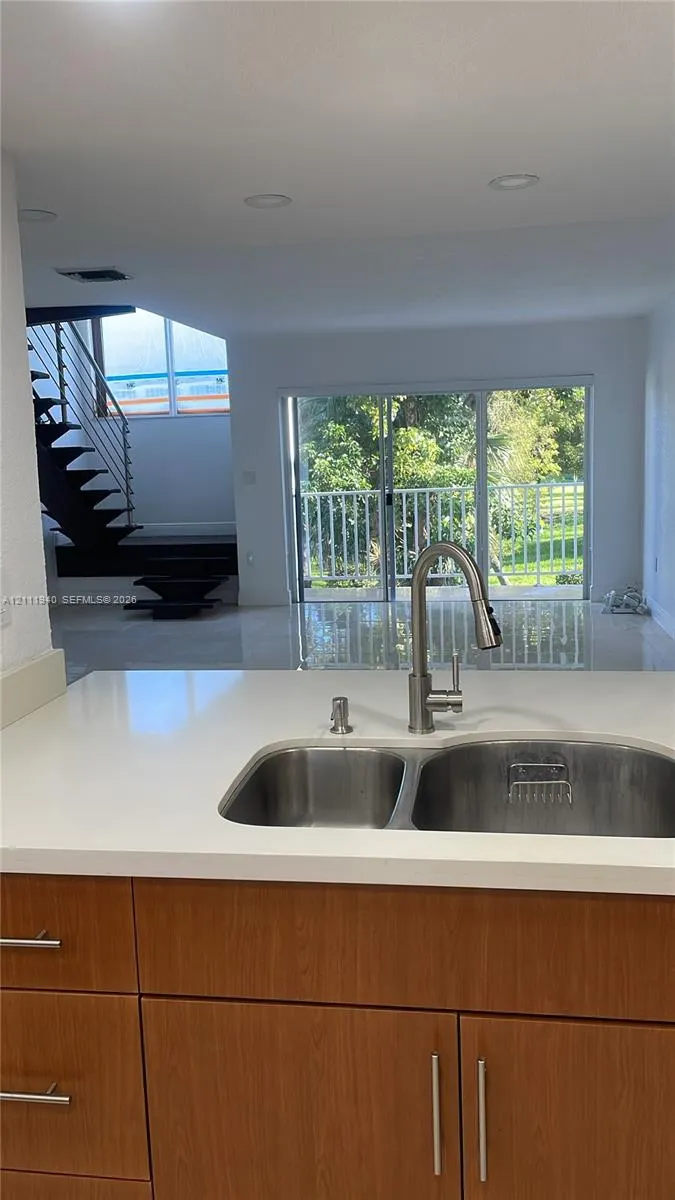 9961 NW 9th St Circle #15-18