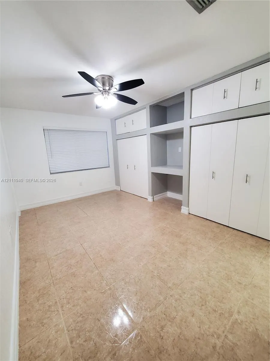 9961 NW 9th St Circle #15-18