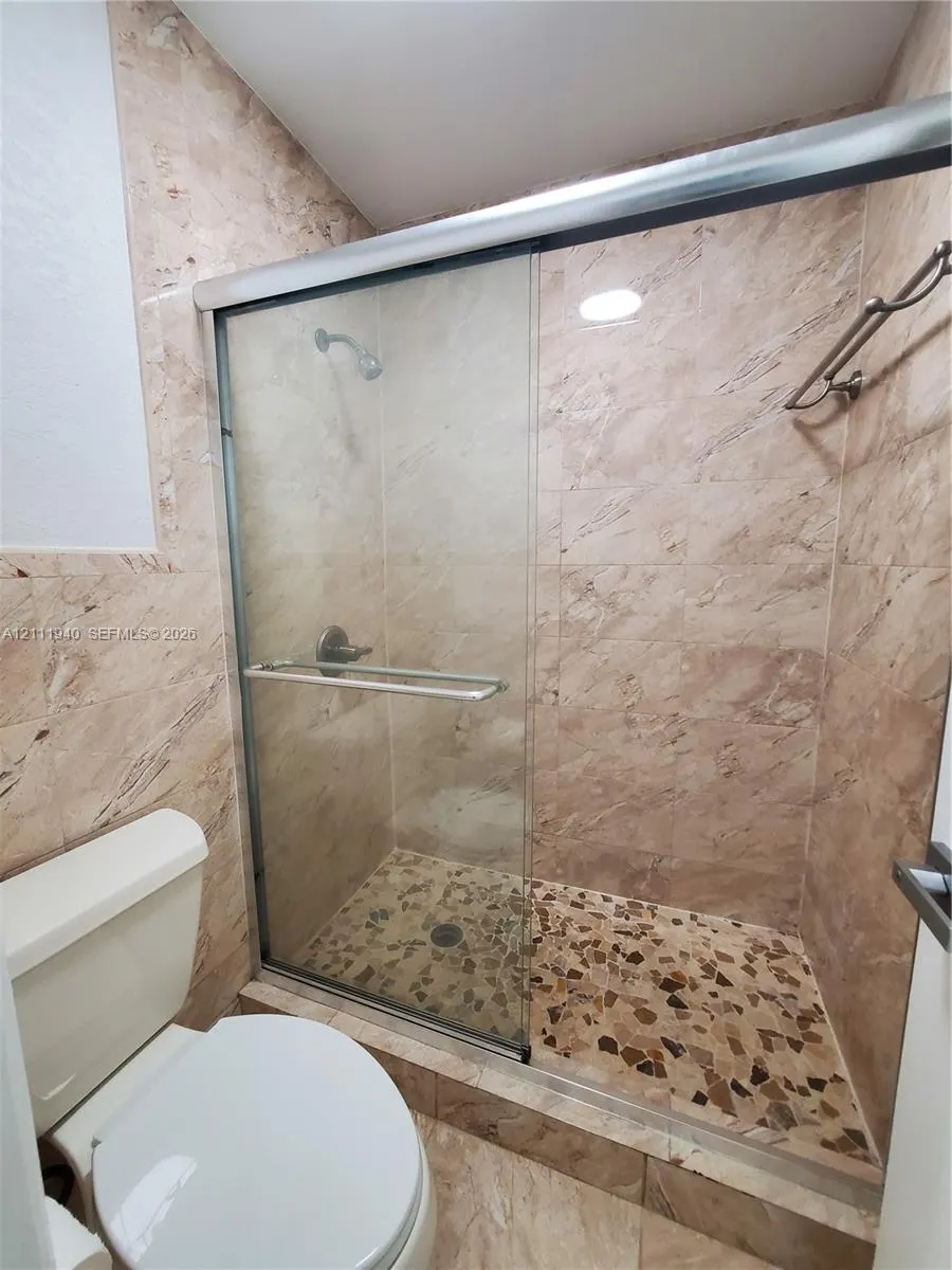 9961 NW 9th St Circle #15-18