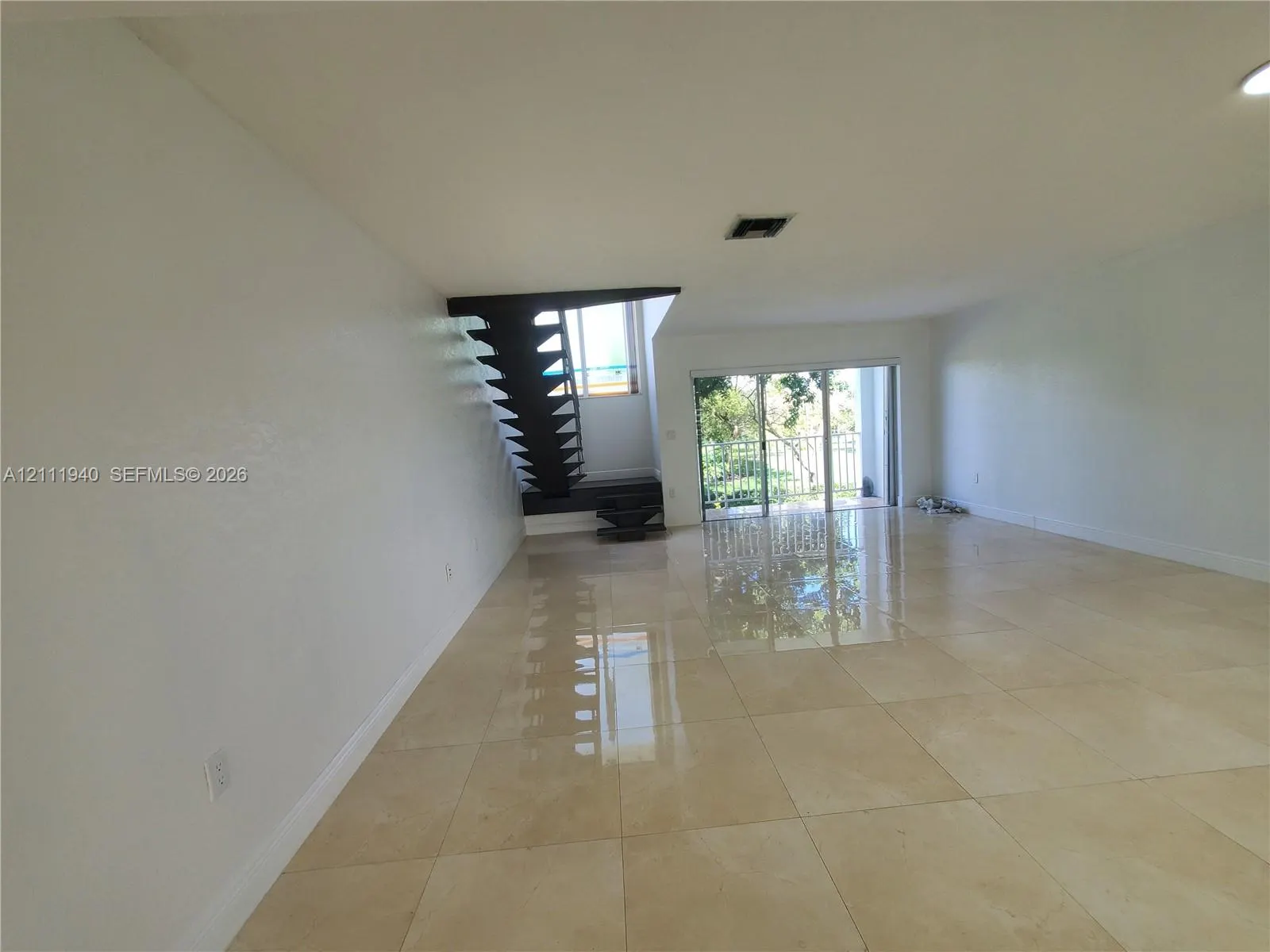 9961 NW 9th St Circle #15-18