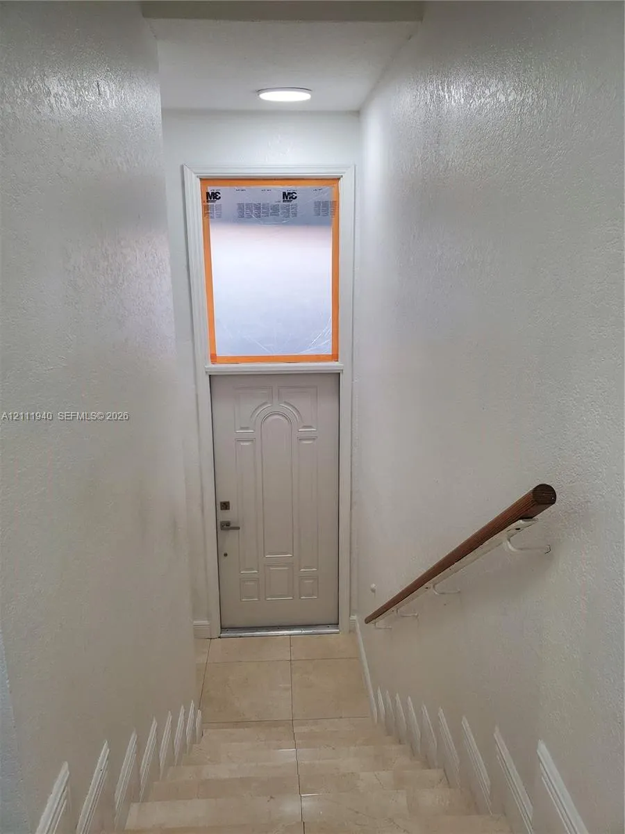 9961 NW 9th St Circle #15-18