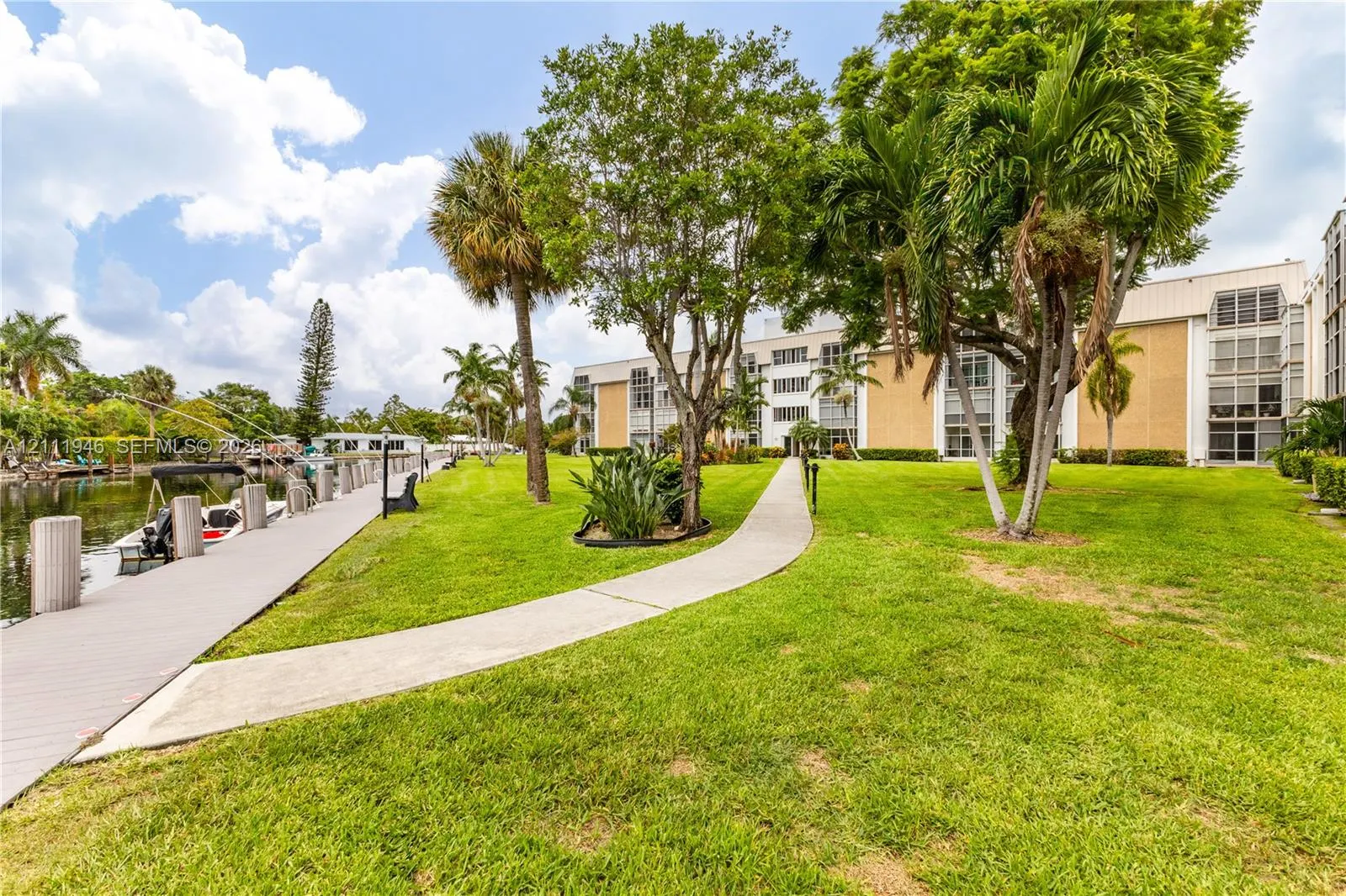 2970 NE 16th Avenue #305