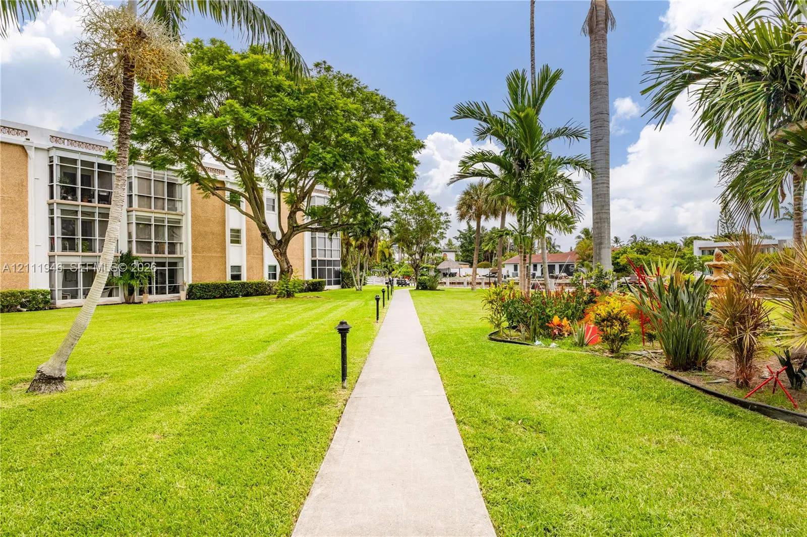 2970 NE 16th Avenue #305